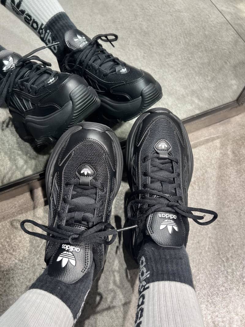 Adidas Ozgaia