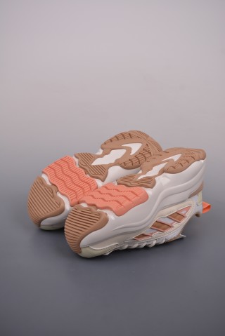 Adidas Ozgaia view 3