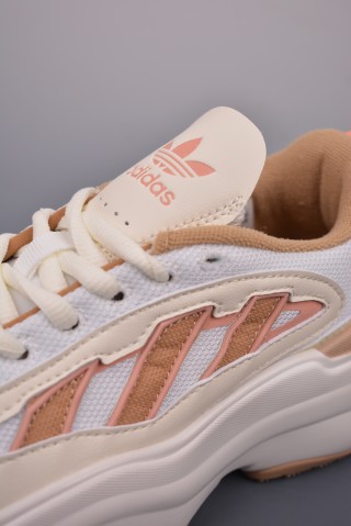Adidas Ozgaia view 7