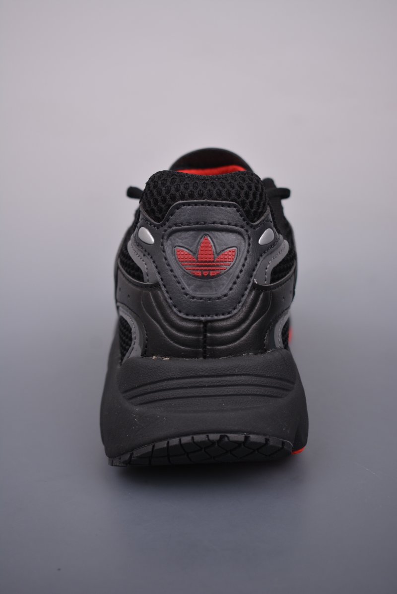 Adidas Ozmillen view