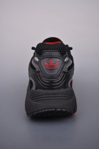 Adidas Ozmillen view 4