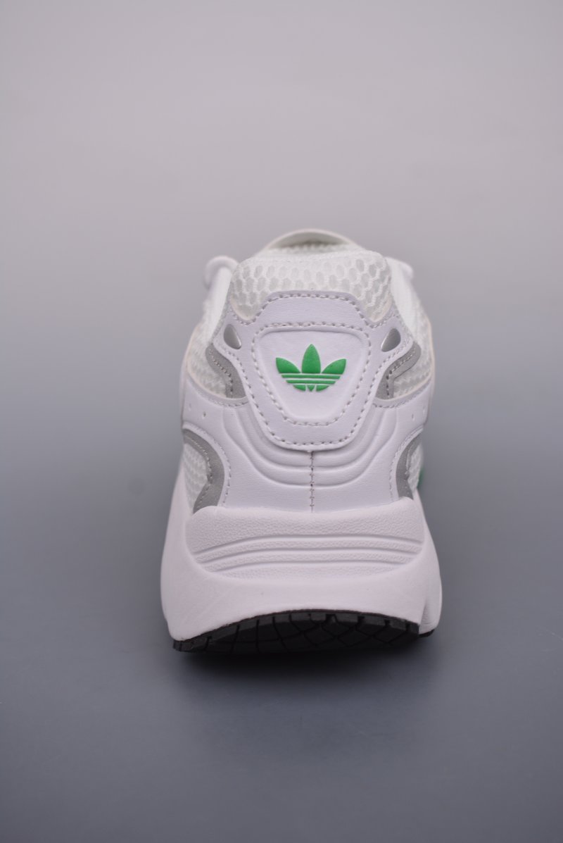 Adidas Ozmillen view