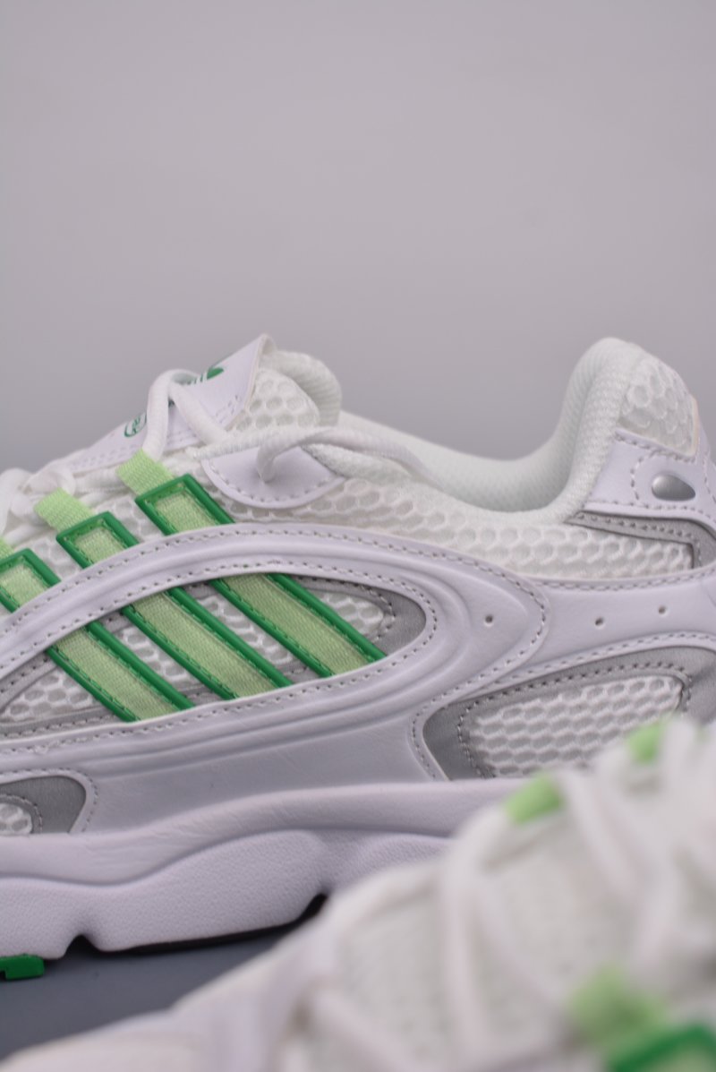 Adidas Ozmillen view