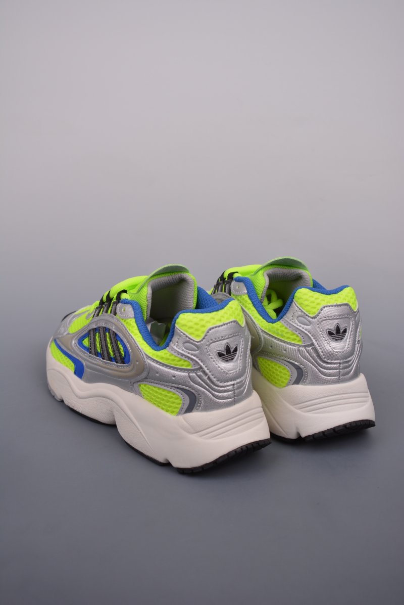 Adidas Ozmillen view