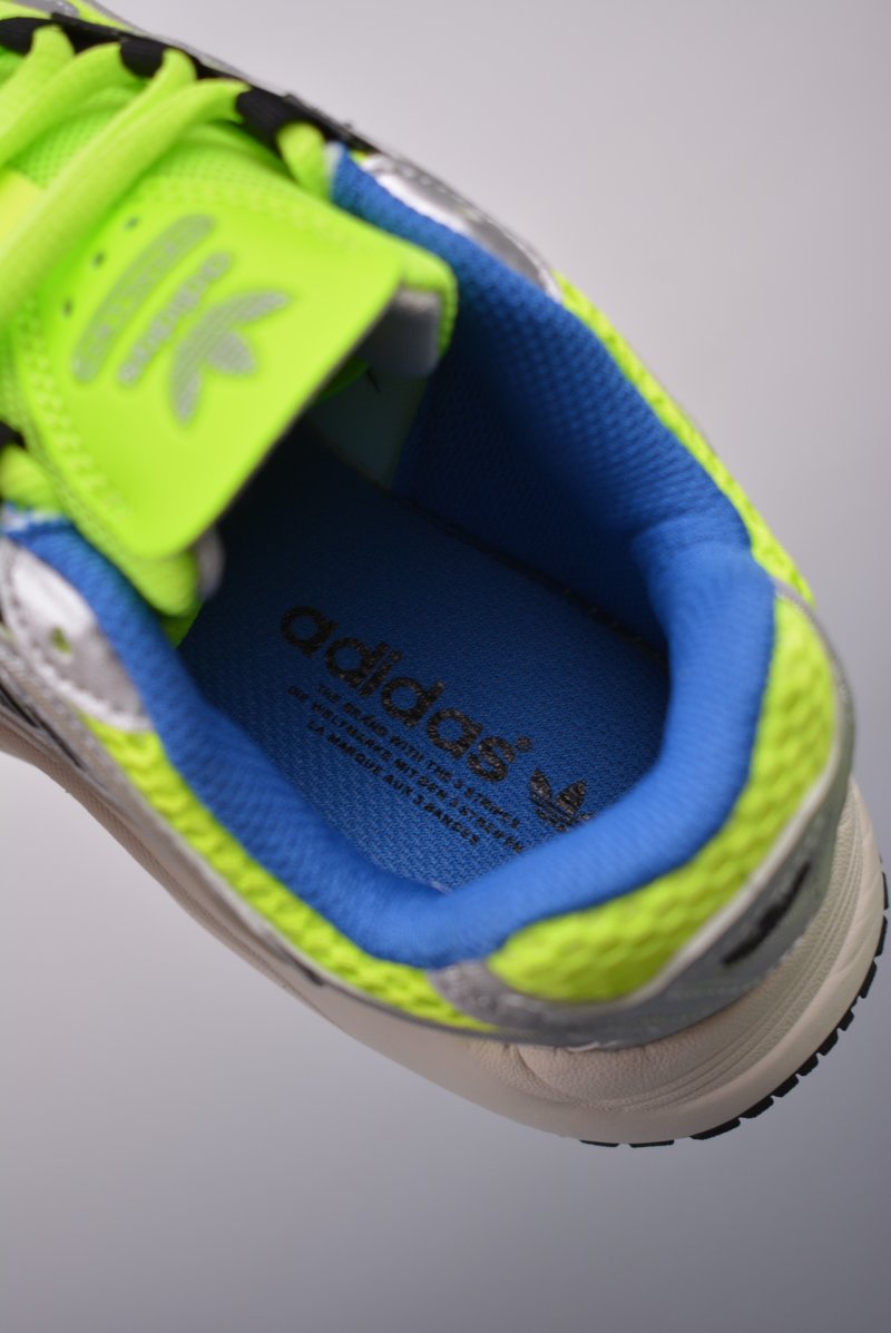 Adidas Ozmillen view