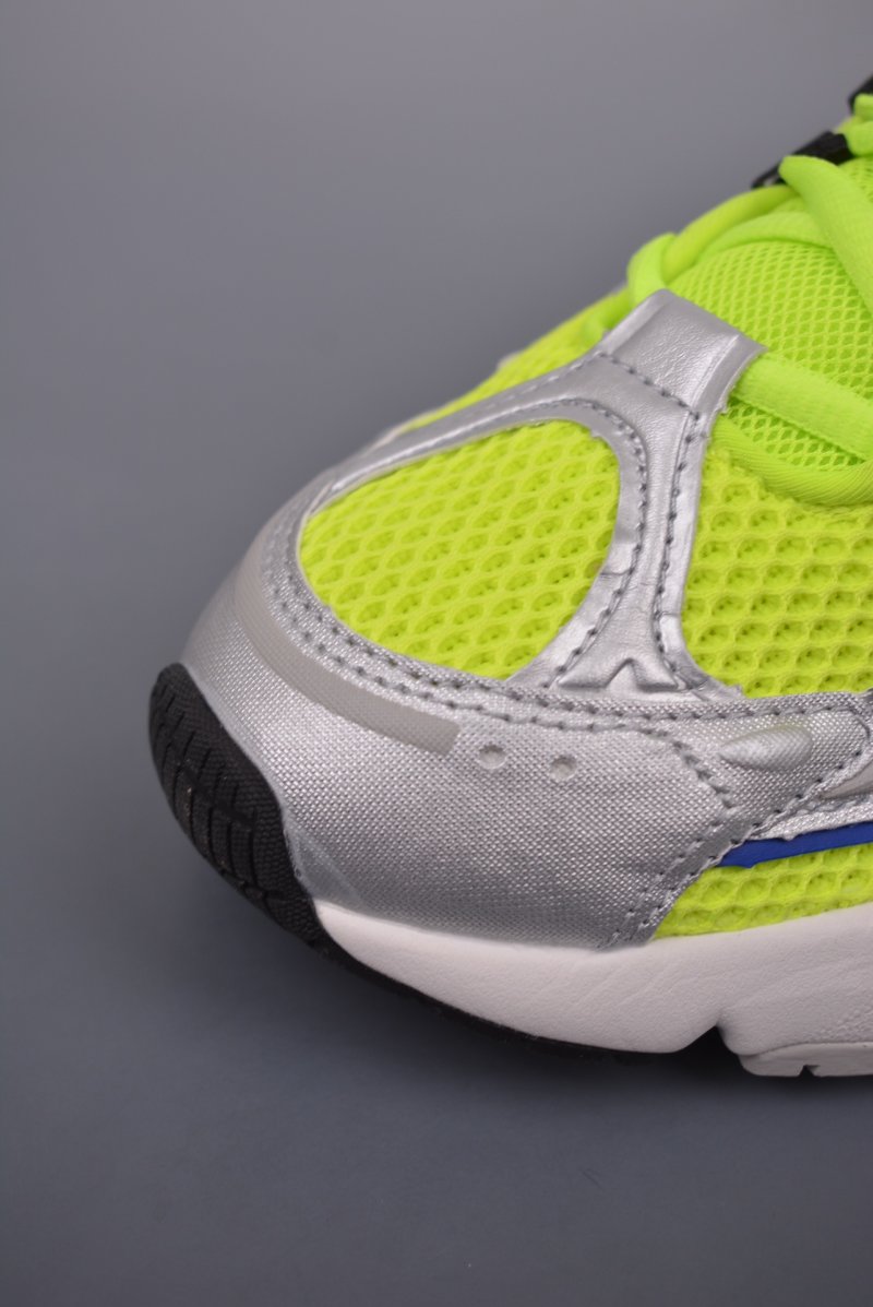 Adidas Ozmillen view
