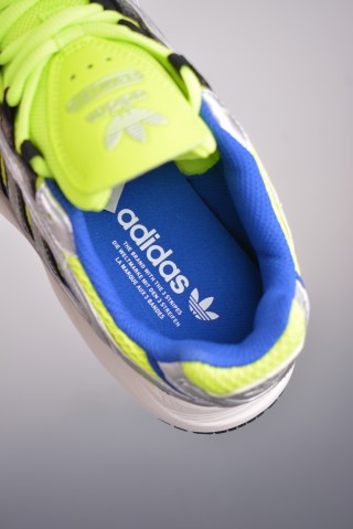 Adidas Ozmillen view 9