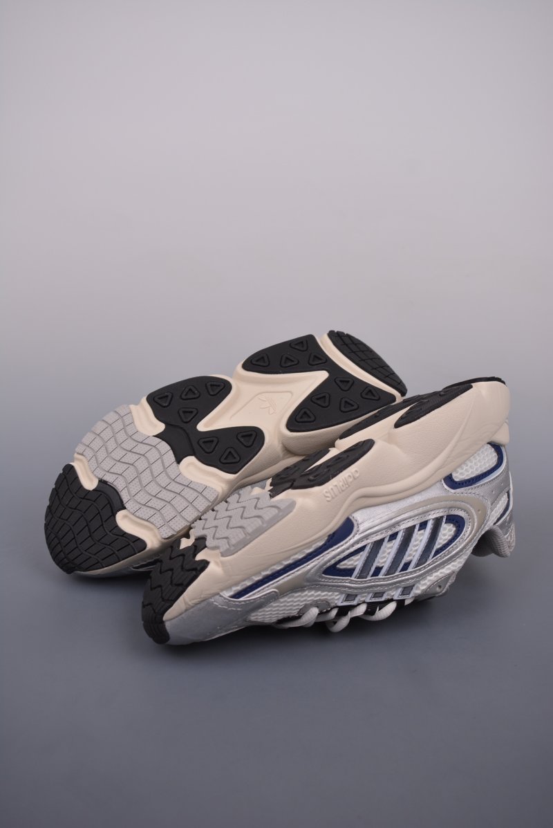Adidas Ozmillen view