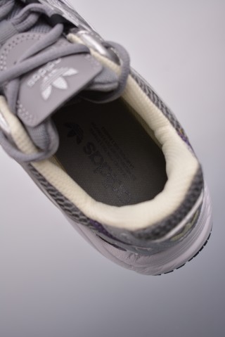 Adidas Ozmillen view 9