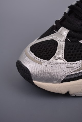 Adidas Ozmillen view 6