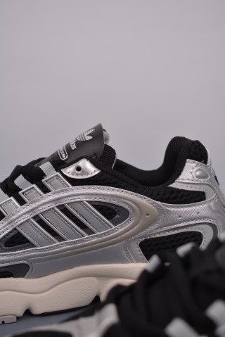 Adidas Ozmillen view 8