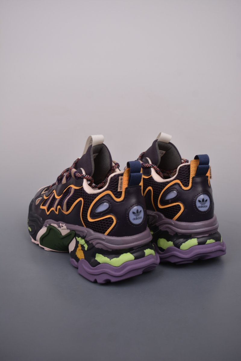 Adidas Ozthemis view