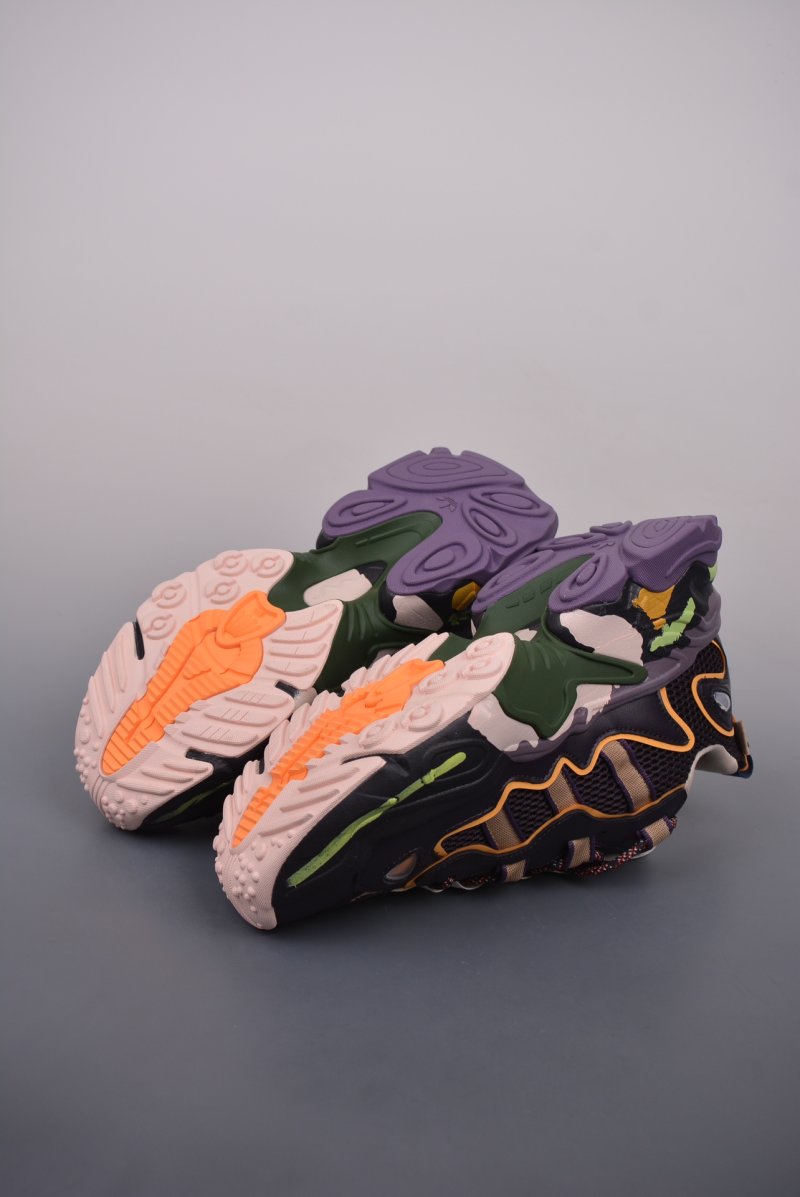 Adidas Ozthemis view