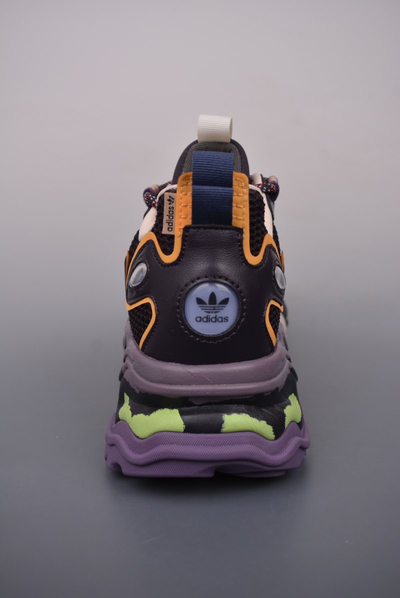 Adidas Ozthemis view