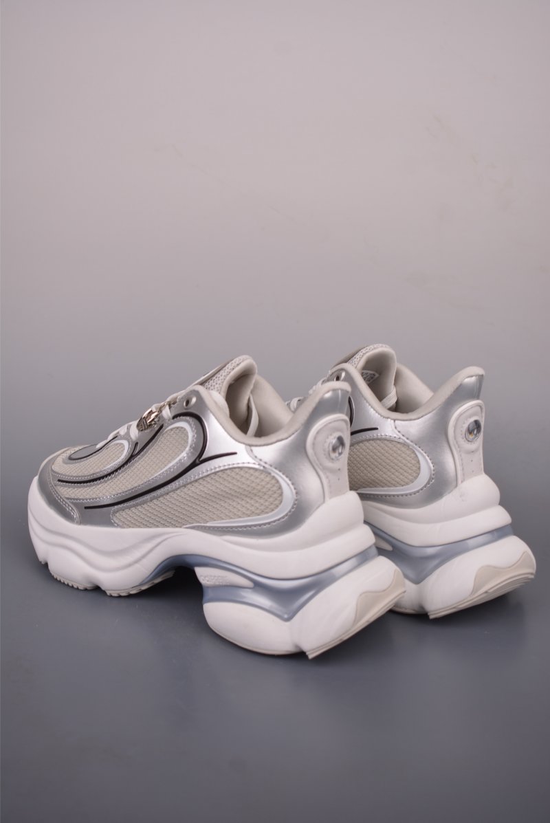 Adidas Ozvenuz view