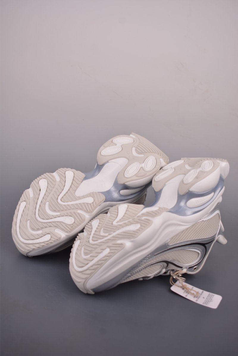 Adidas Ozvenuz view