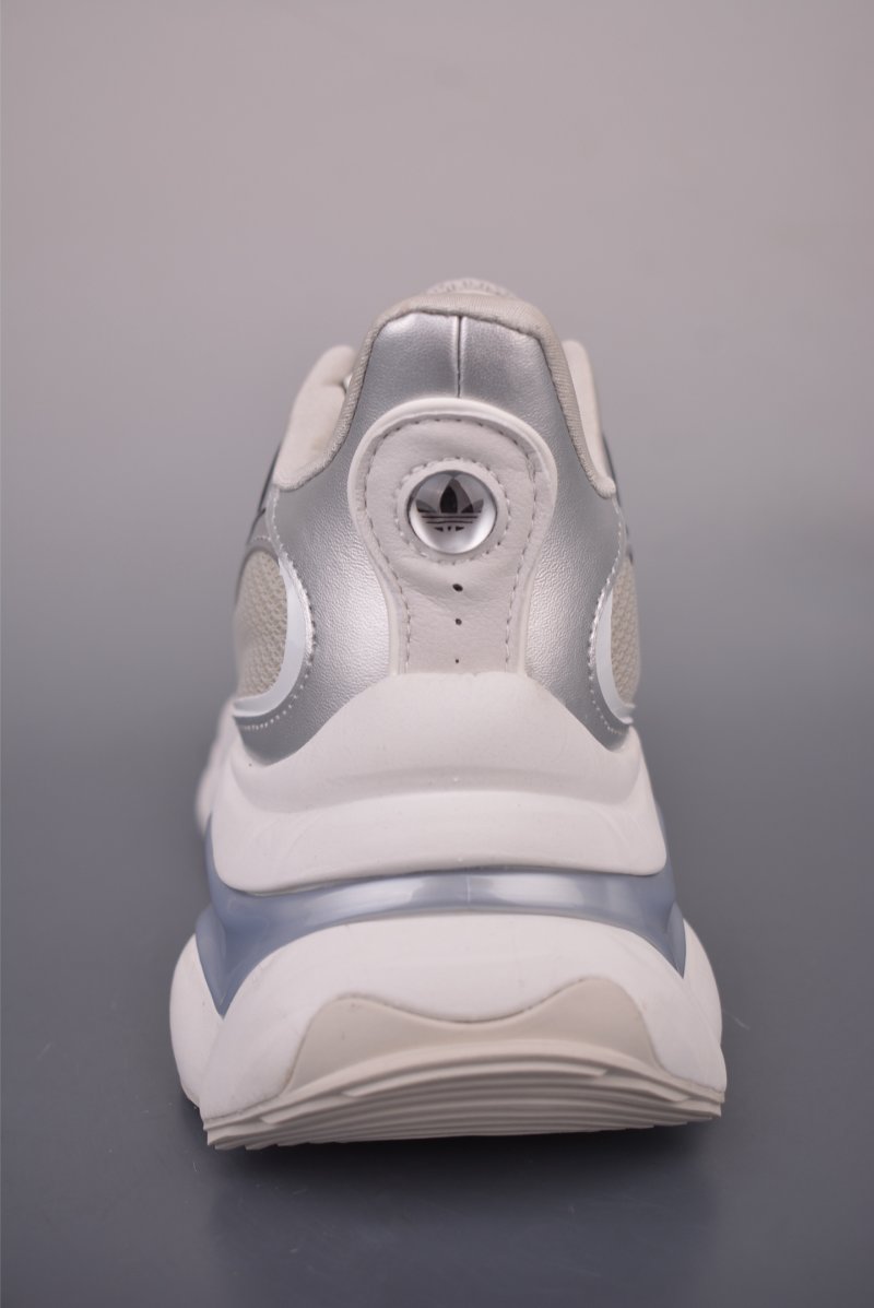 Adidas Ozvenuz view