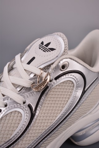 Adidas Ozvenuz view 7