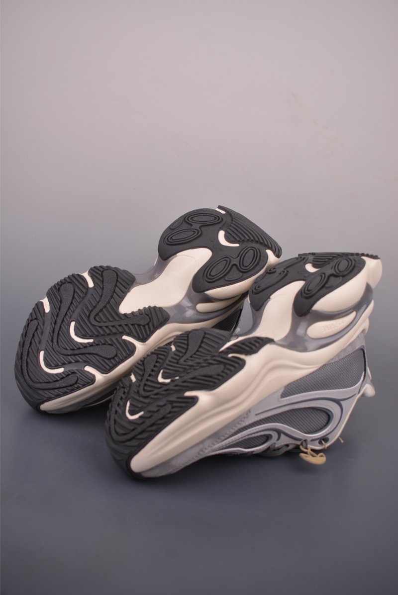 Adidas Ozvenuz view