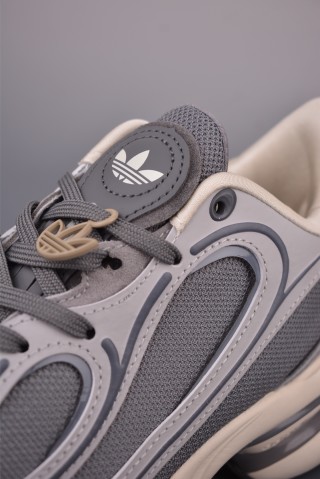 Adidas Ozvenuz view 7