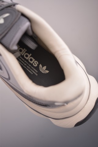 Adidas Ozvenuz view 9