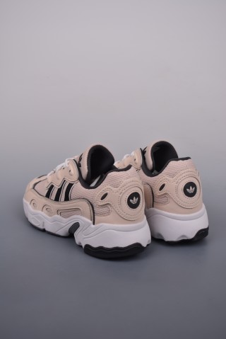Adidas Ozweego OG view 2