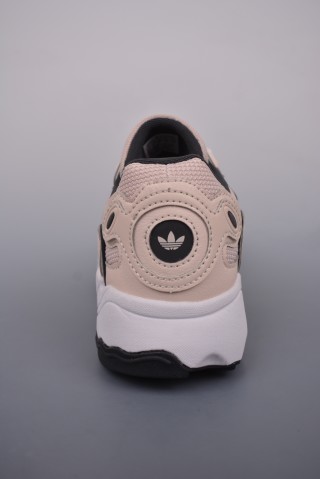 Adidas Ozweego OG view 4