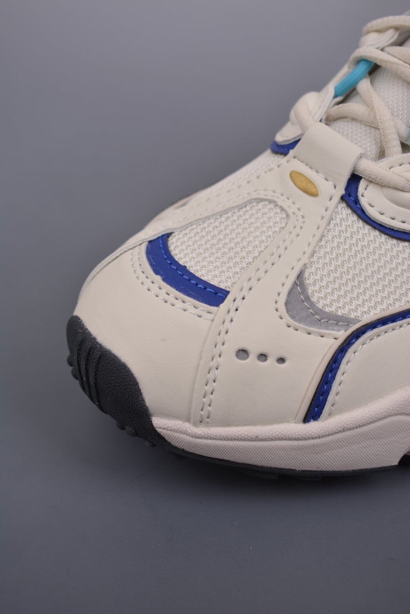 Adidas Ozweego OG view