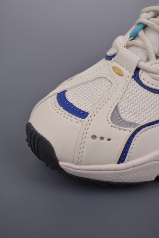 Adidas Ozweego OG view 6