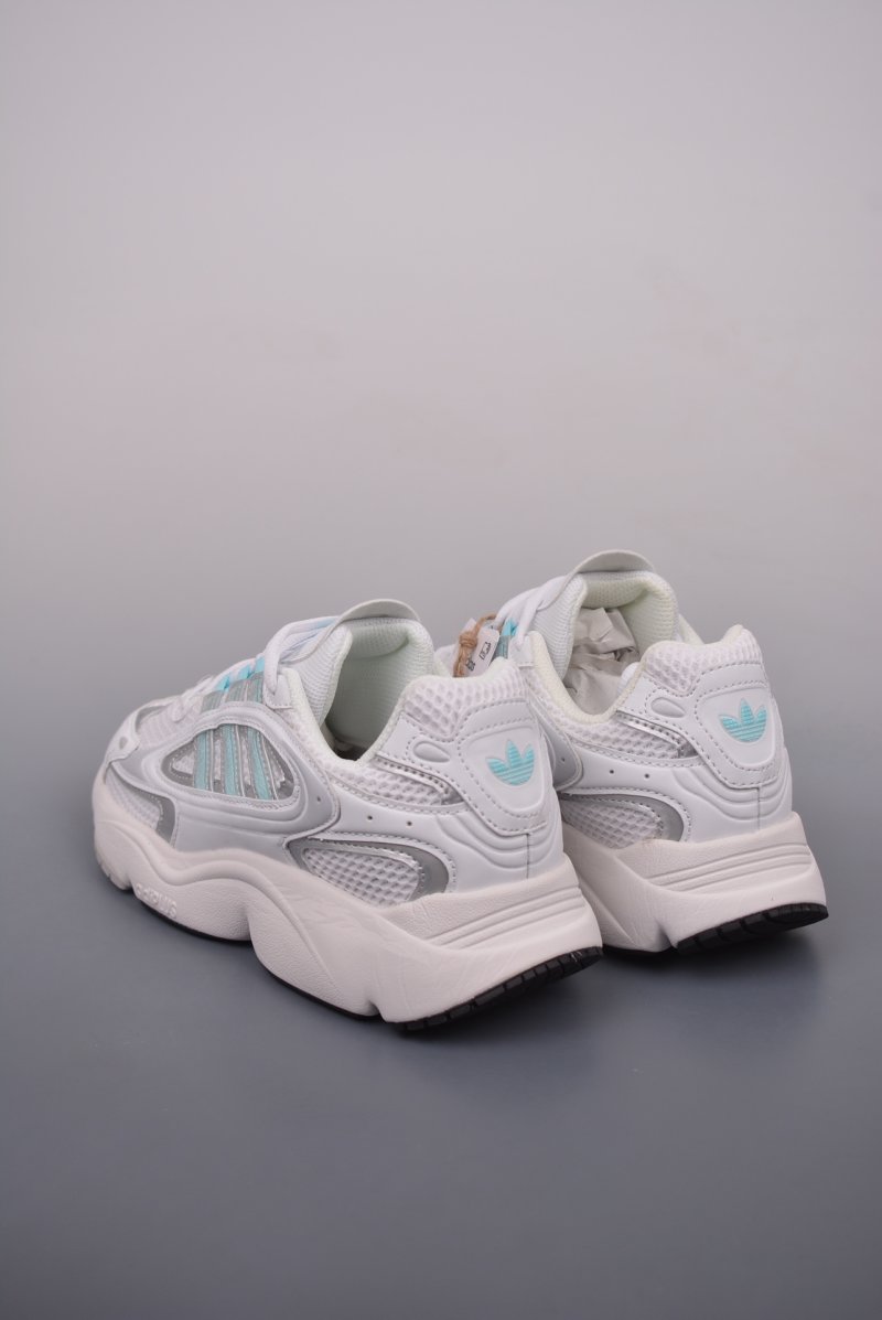 Adidas Ozweego OG view