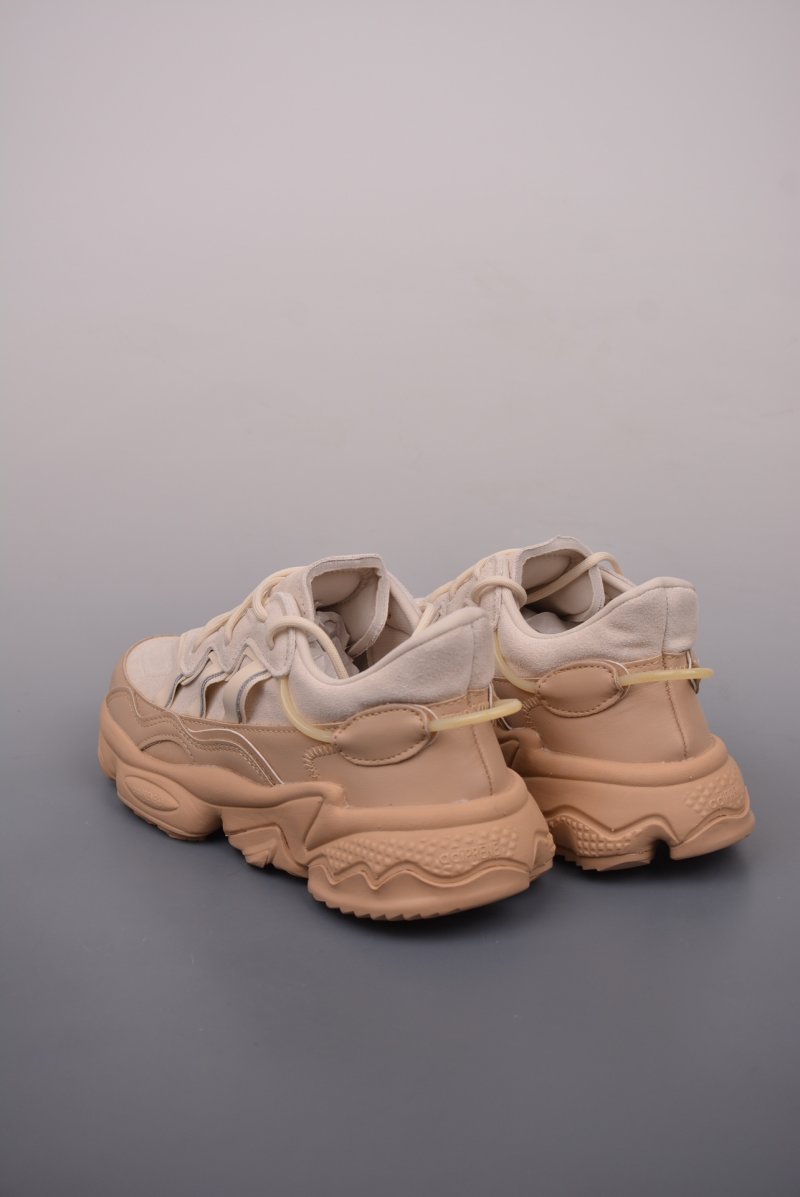 Adidas Ozweego TR view
