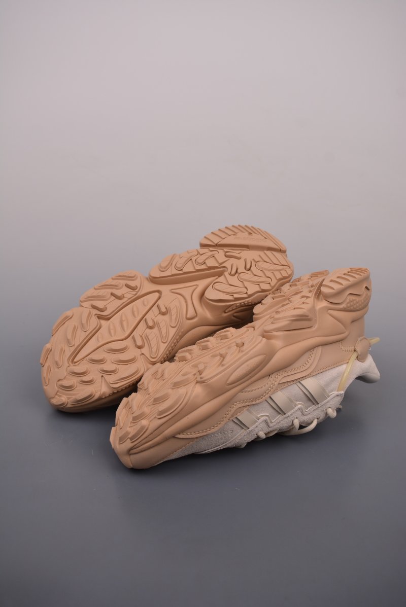 Adidas Ozweego TR view