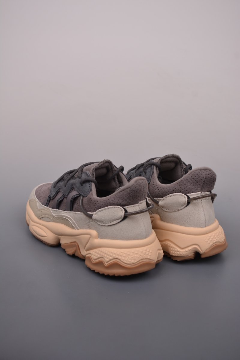 Adidas Ozweego TR view