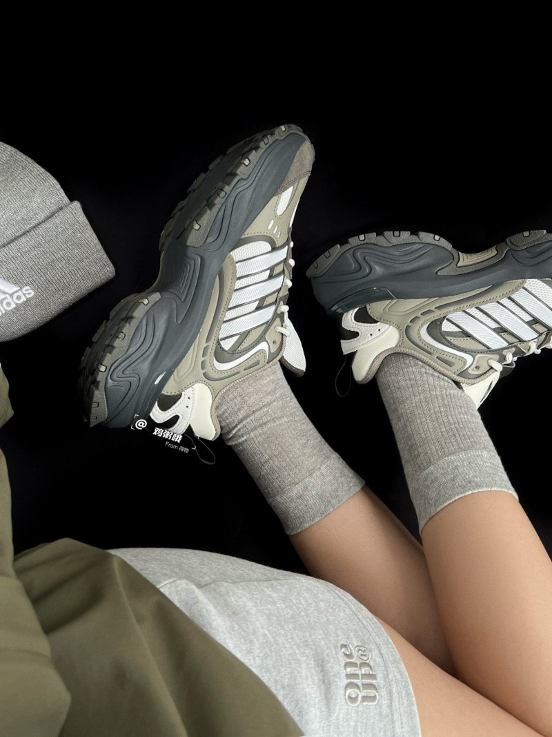 Adidas Shadow Fever view
