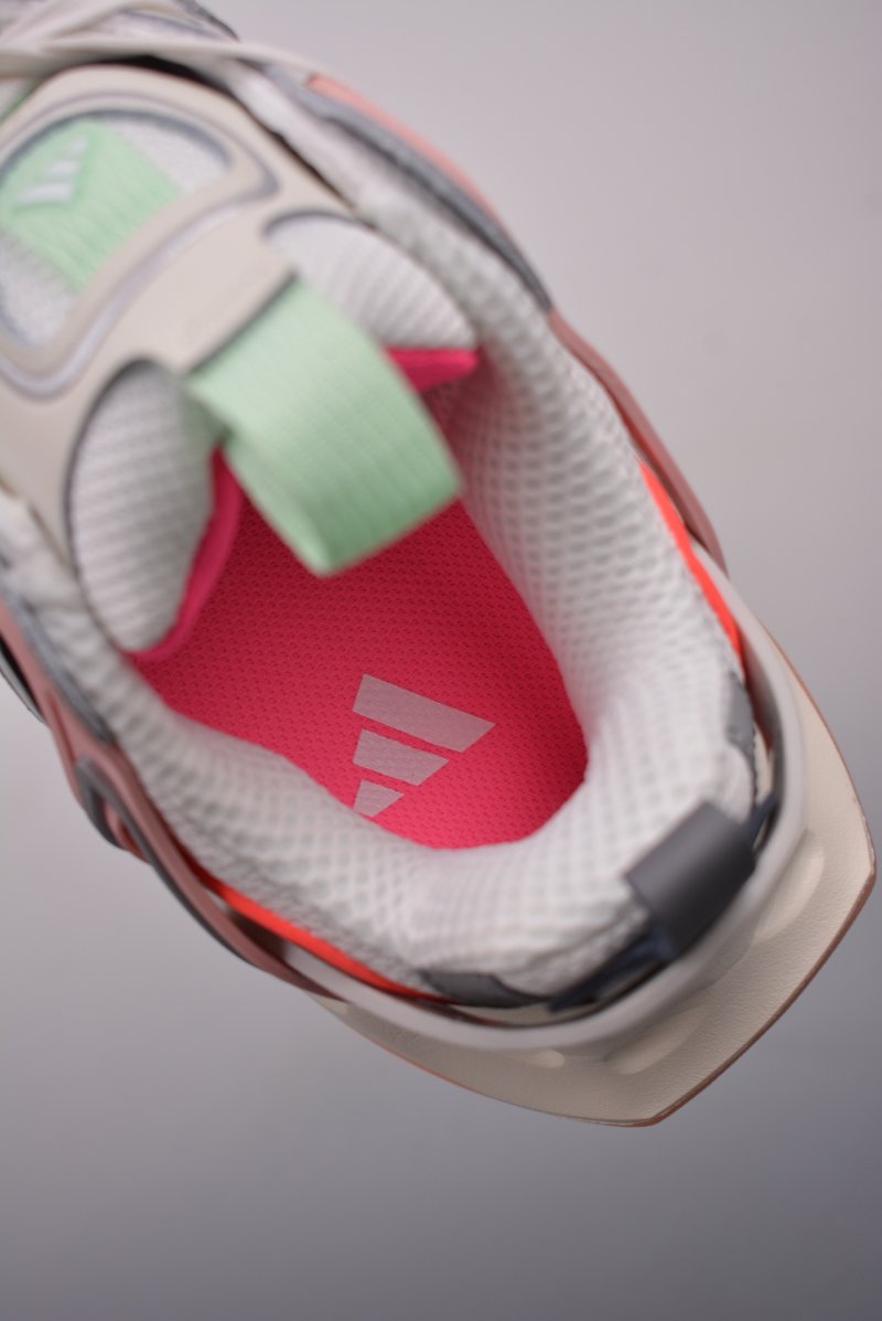 Adidas Vento XLG Deluxe view