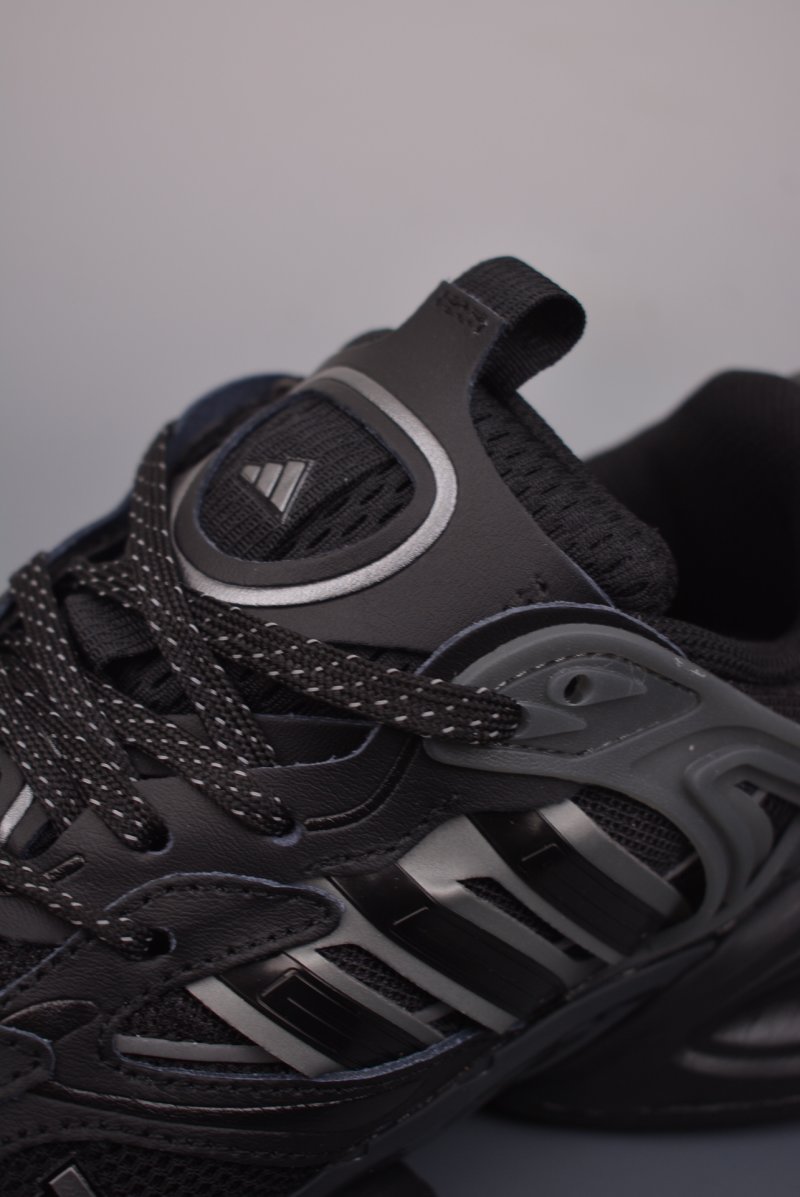 Adidas Vento XLG Deluxe view