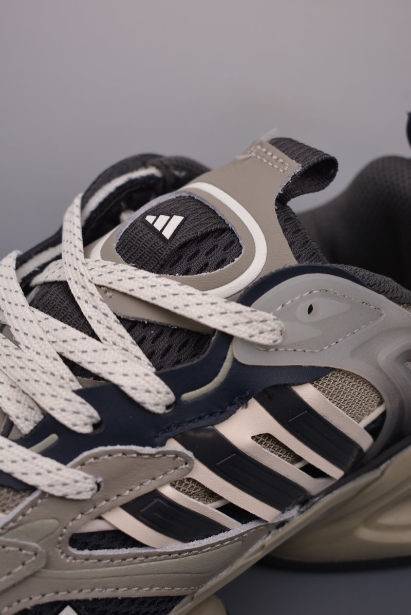 Adidas Vento XLG Deluxe view