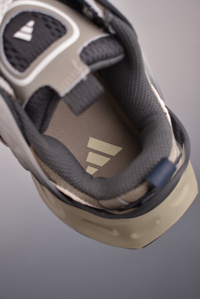 Adidas Vento XLG Deluxe view