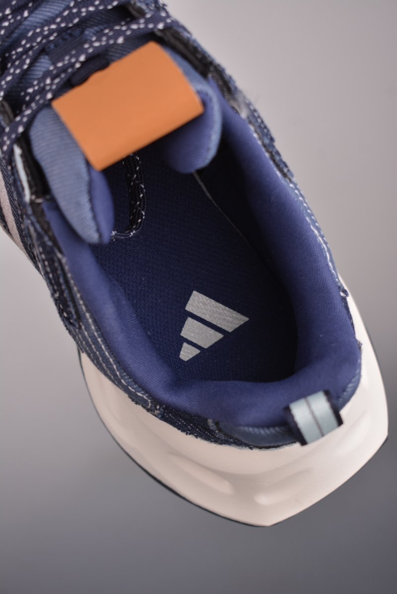 Adidas Vento XLG Deluxe view