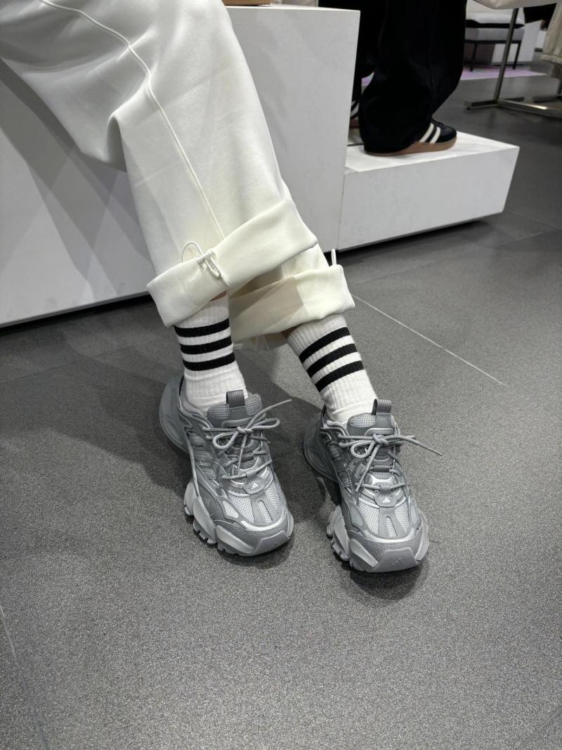 Adidas Vento XLG Deluxe view