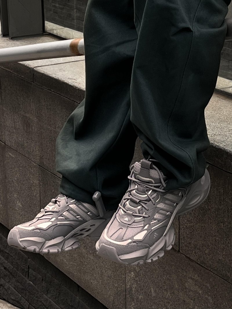Adidas Vento XLG Deluxe view