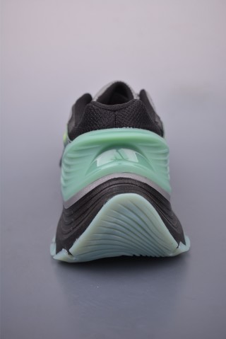 Adidas Vento XLG MTW view 4