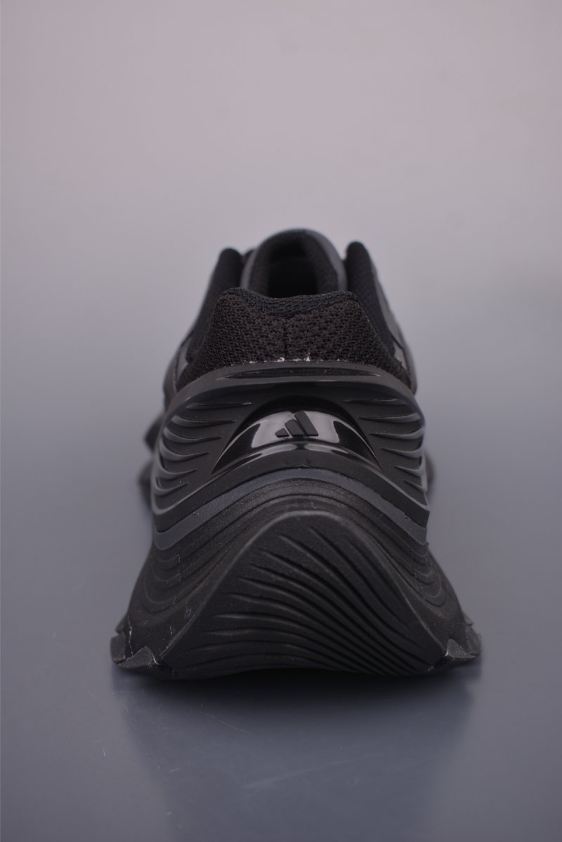 Adidas Vento XLG MTW view