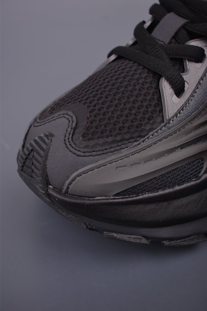 Adidas Vento XLG MTW view