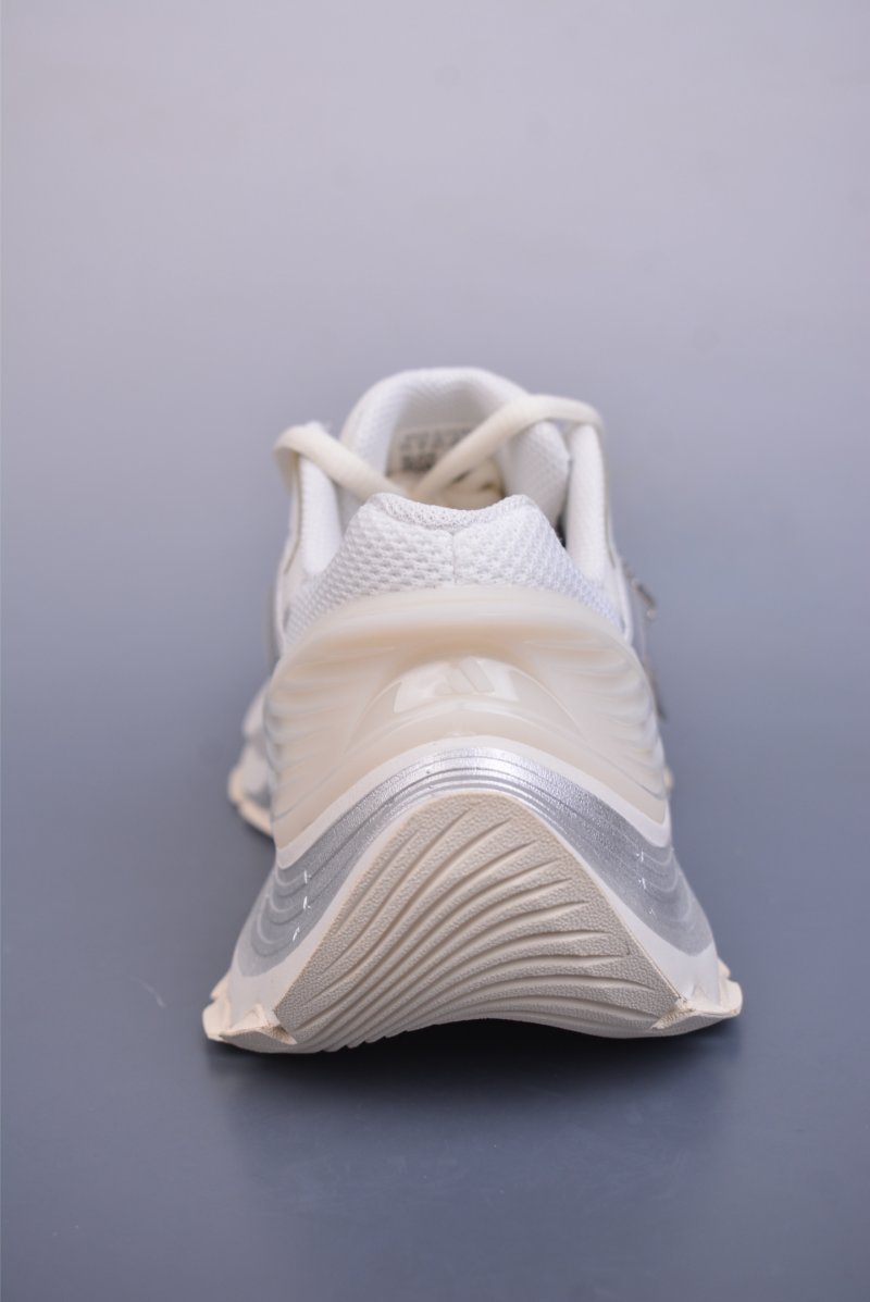 Adidas Vento XLG MTW view
