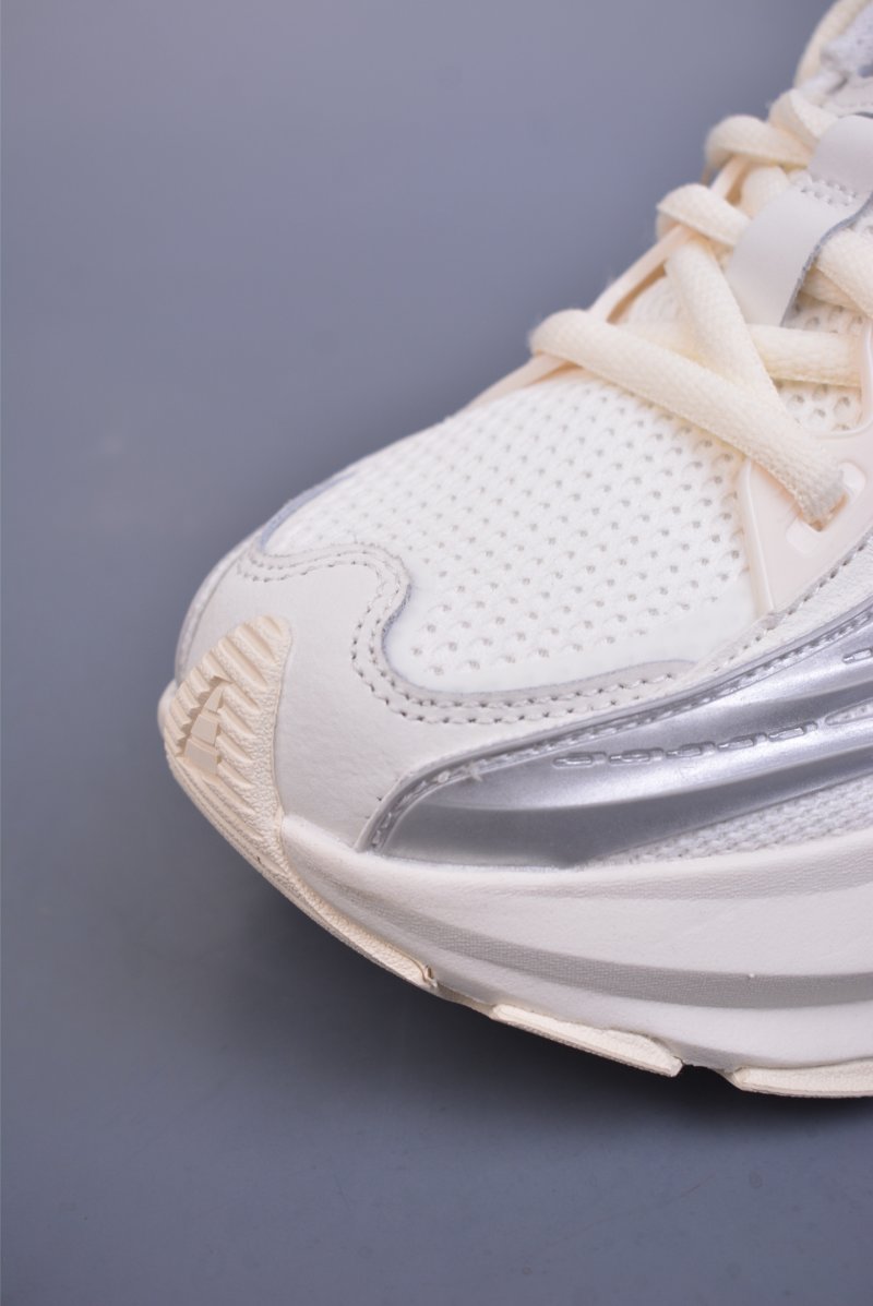 Adidas Vento XLG MTW view