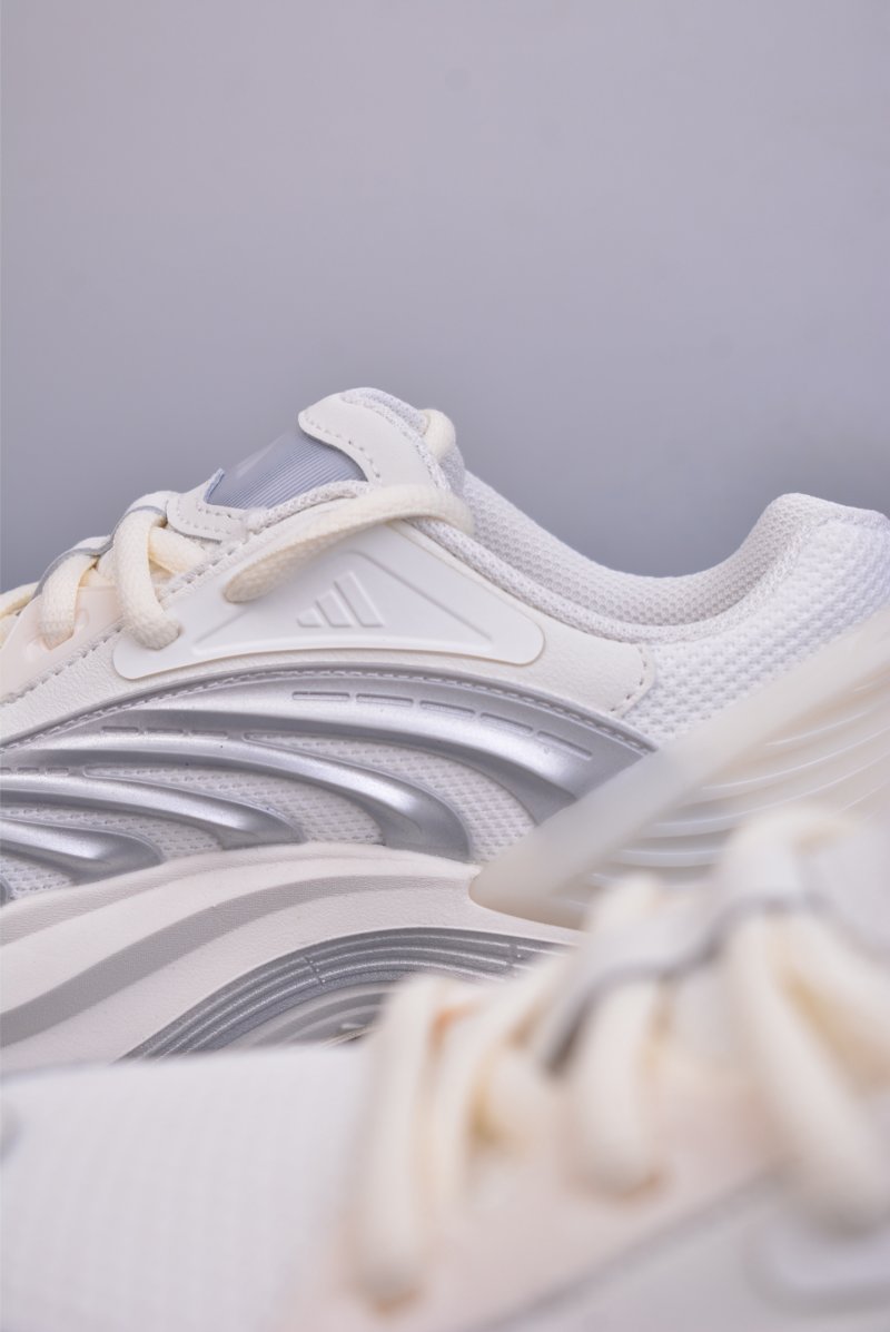 Adidas Vento XLG MTW view