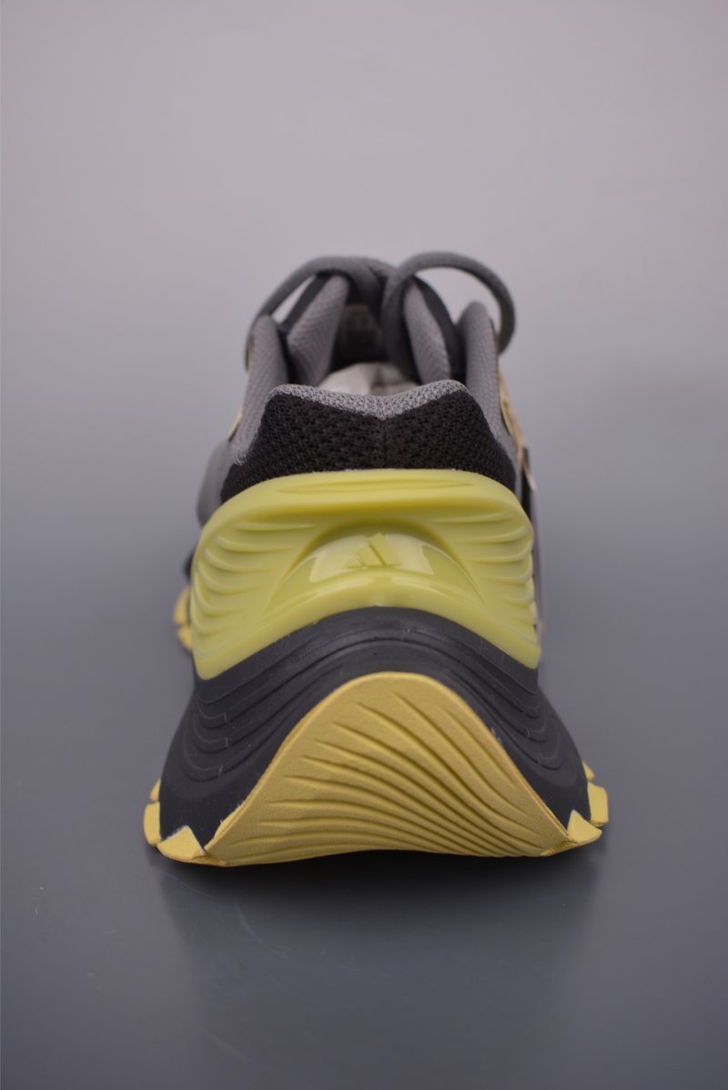 Adidas Vento XLG MTW view