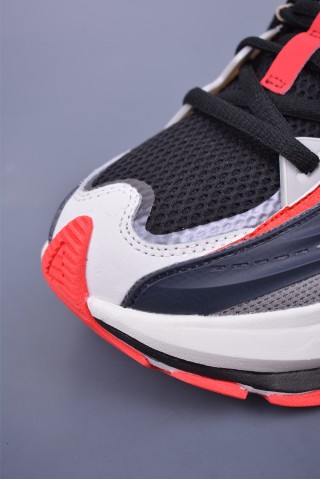 Adidas Vento XLG MTW view 6