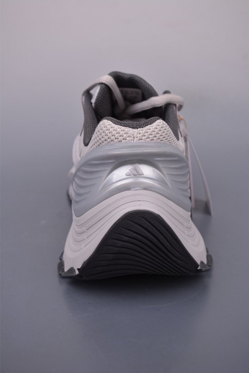 Adidas Vento XLG MTW view